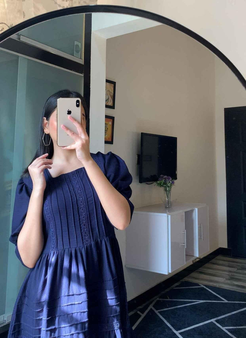 Gloria Blue