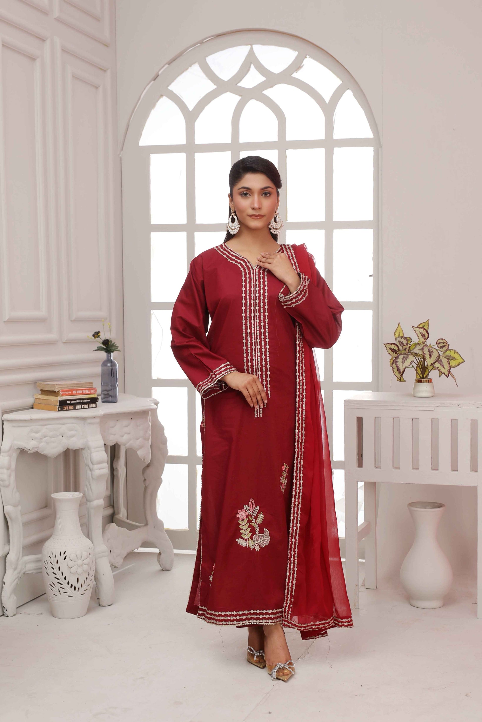 Majesty Maroon