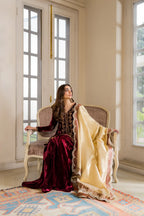 VELVET ROYAL