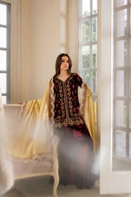 VELVET ROYAL
