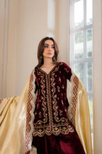 VELVET ROYAL
