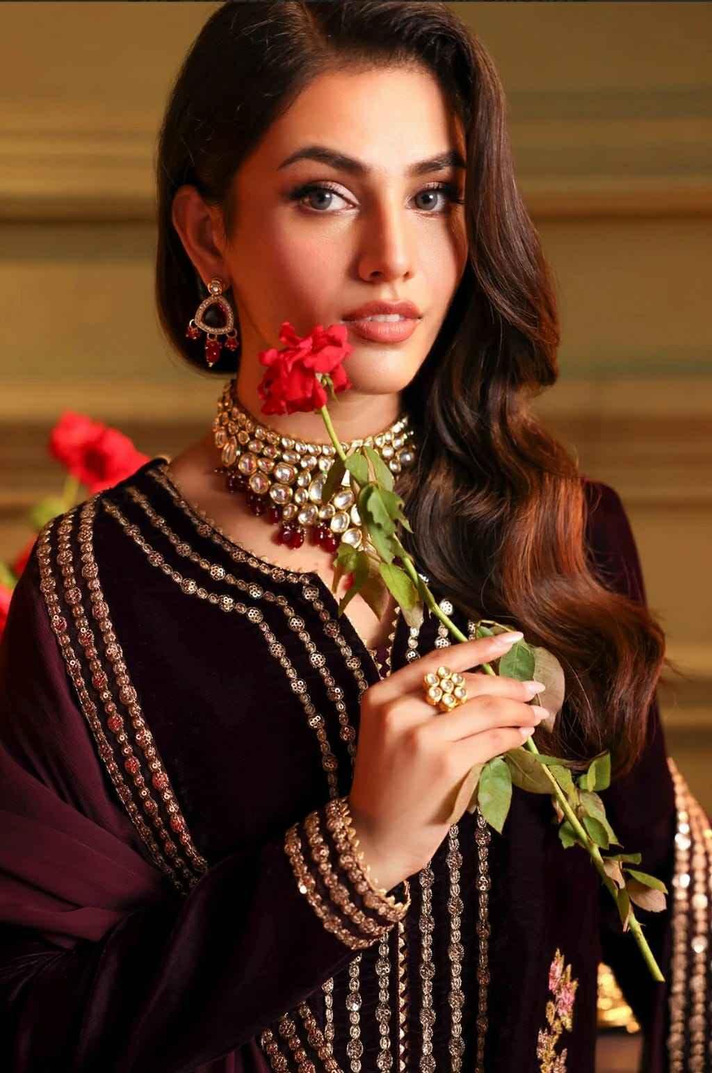 Majesty Velvet