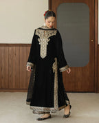 BLACK SAPPHIRE