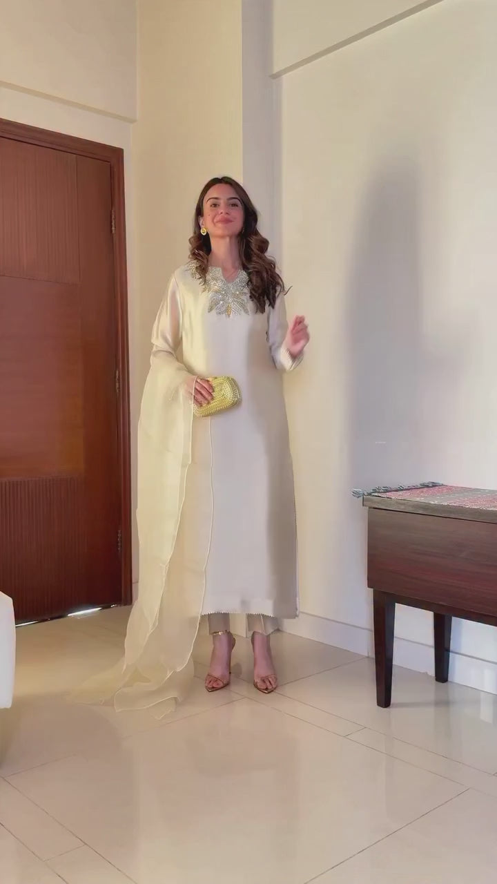 NAAZ